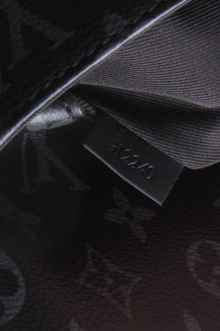 District MM Messenger Bag