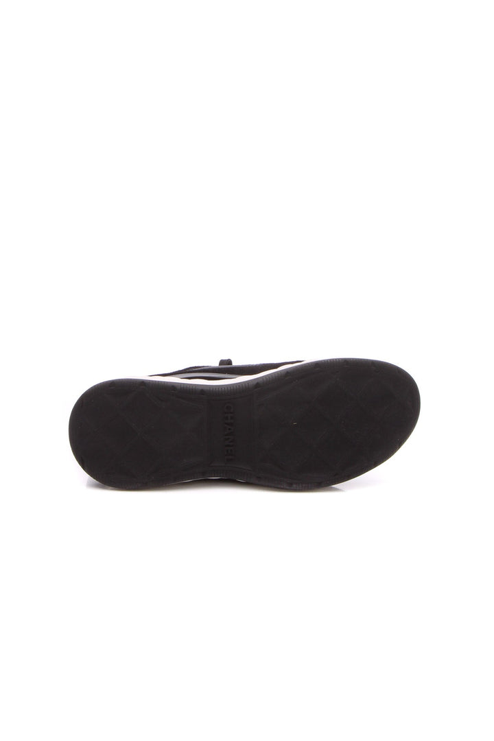 Sports Trail Sneakers - Size 39