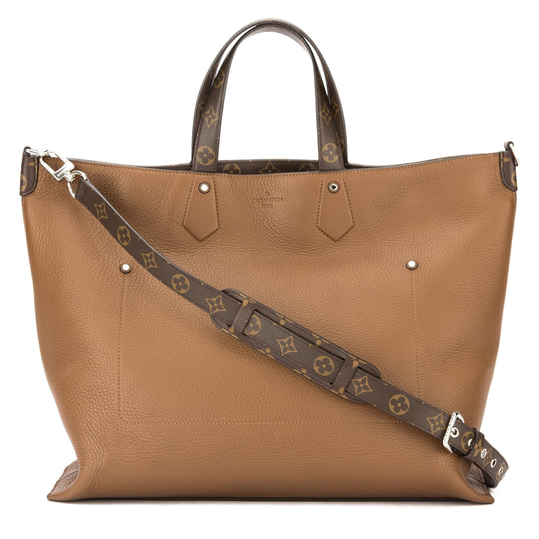 L*V Cuir Taurilon Leather East West Tote Bag (Pre Owned)