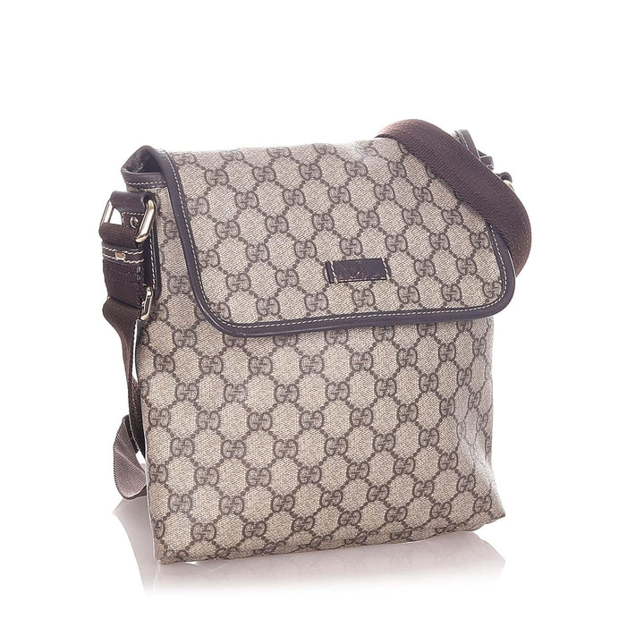 G*G GG Supreme Crossbody Bag (SHG-20498)