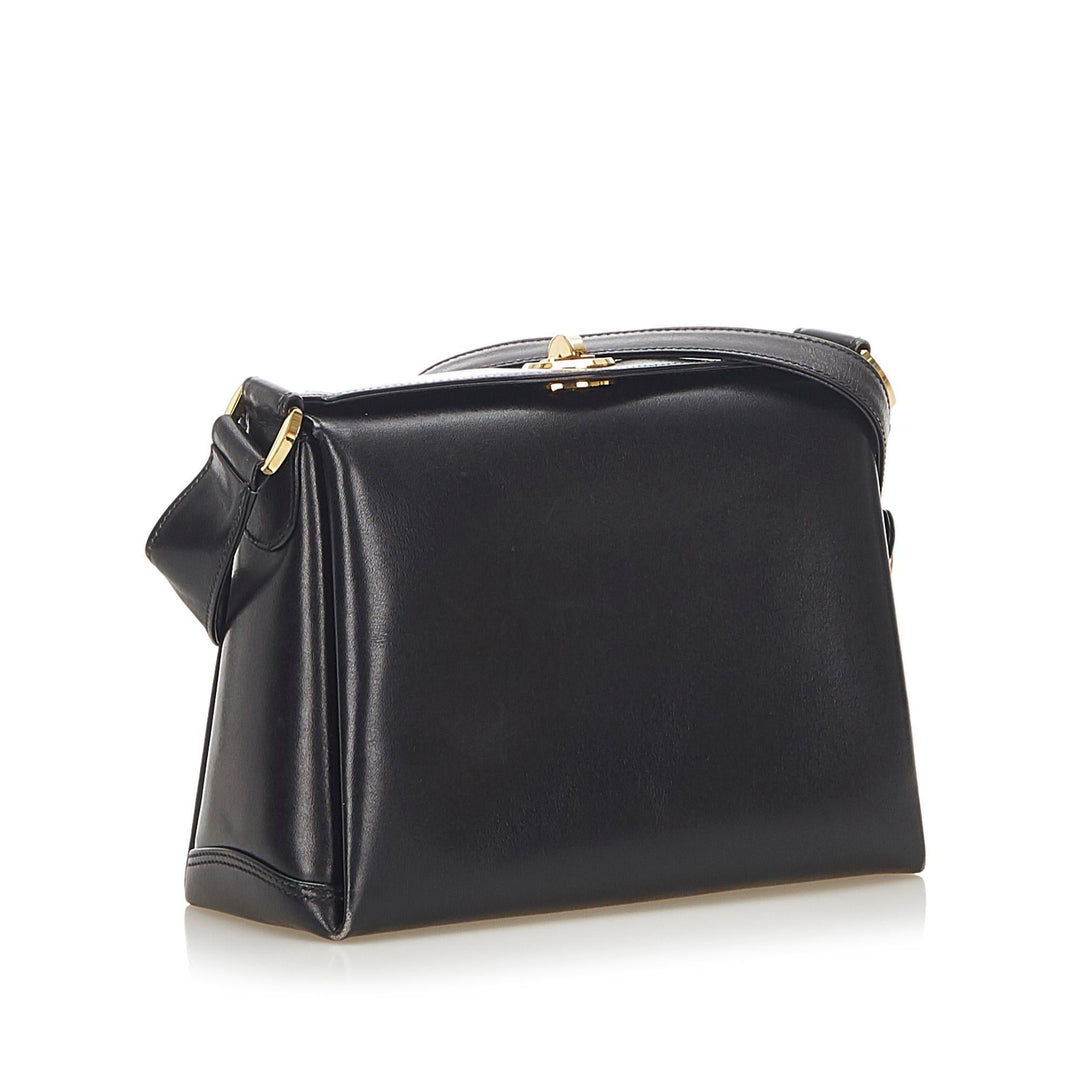 G*G Leather Shoulder Bag (SHG-18610)