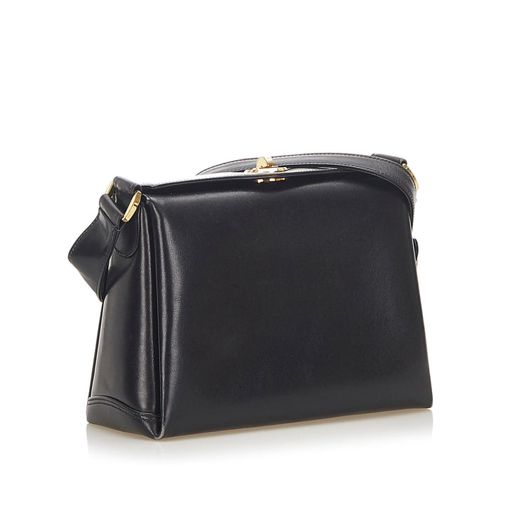 G*G Leather Shoulder Bag (SHG-18610)