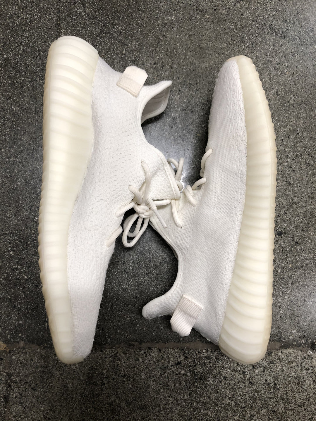 YEEZY BOOST 350 V2 CREAM WHITE- SIZE 12 (WORN)