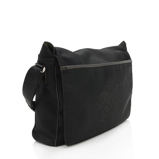 Louis Vuitton Damier Geant Messenger Bag