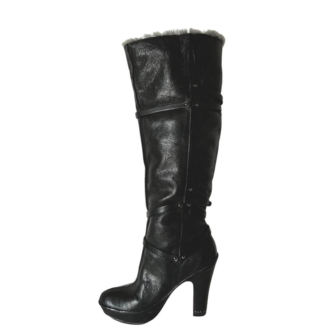 Molly Black Leather Boots with Shearling Lining