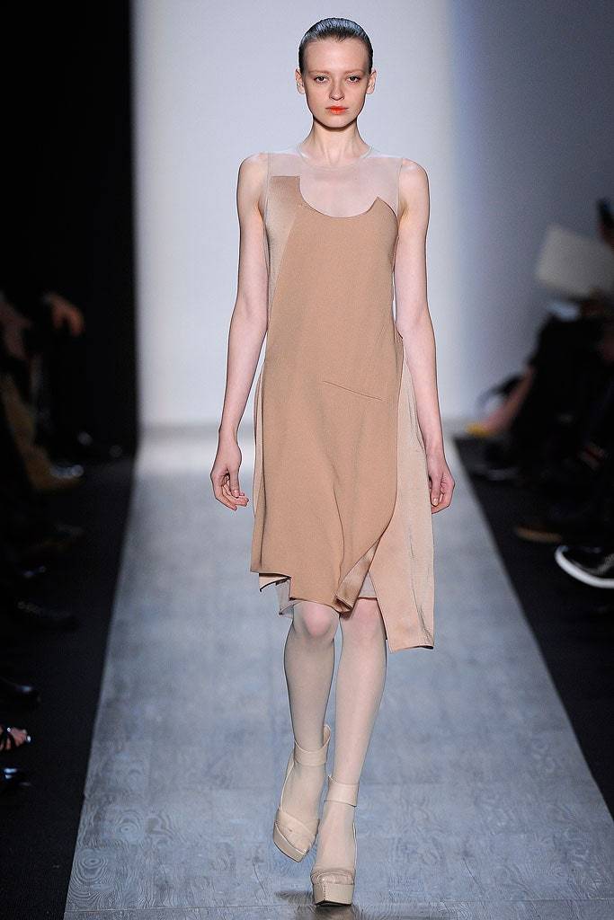 BCBGMAXAZRIA-Sleeveless Pleated Contrast-Tulle Dress - Runway Catalog