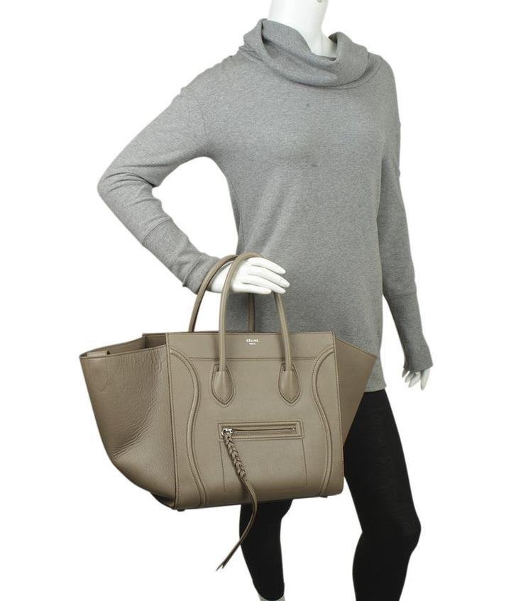 Céline Cabas Phantom Luggage Medium Beige Leather Tote