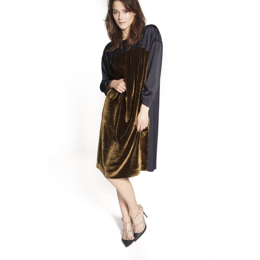 Long-sleeved Cotton Blend Midi Dress
