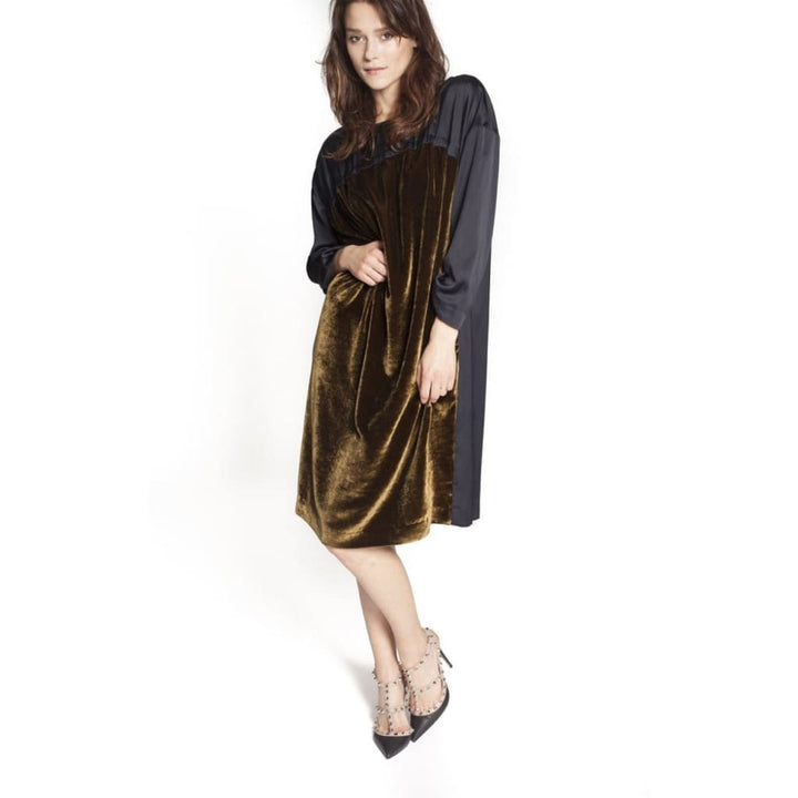Long-sleeved Cotton Blend Midi Dress