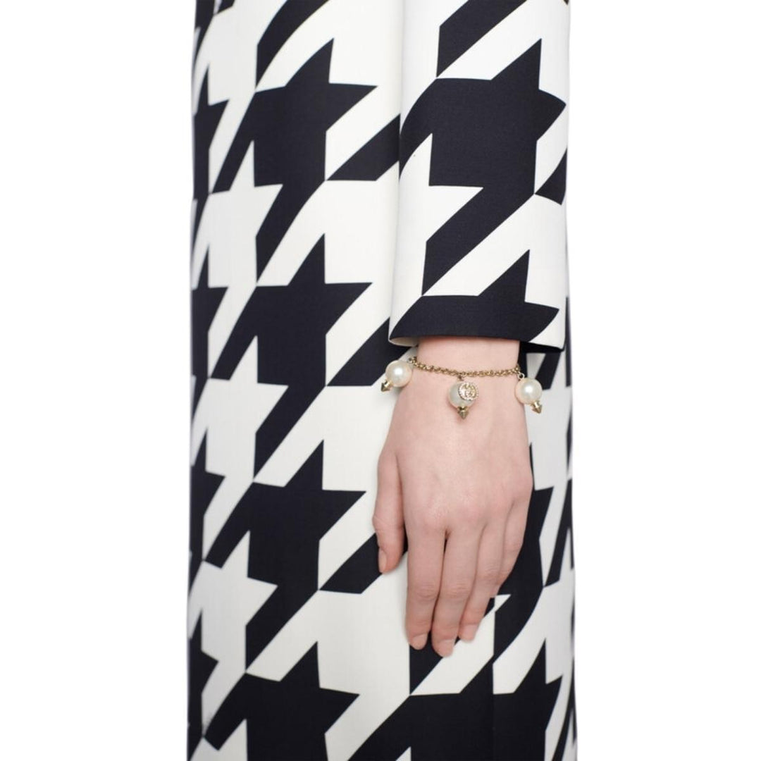 Interlocking G Bracelet with Pearls