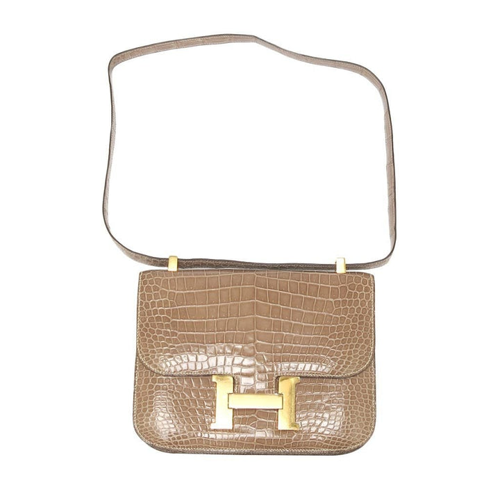 Hermès Constance 23 Light Beige Bag GHW