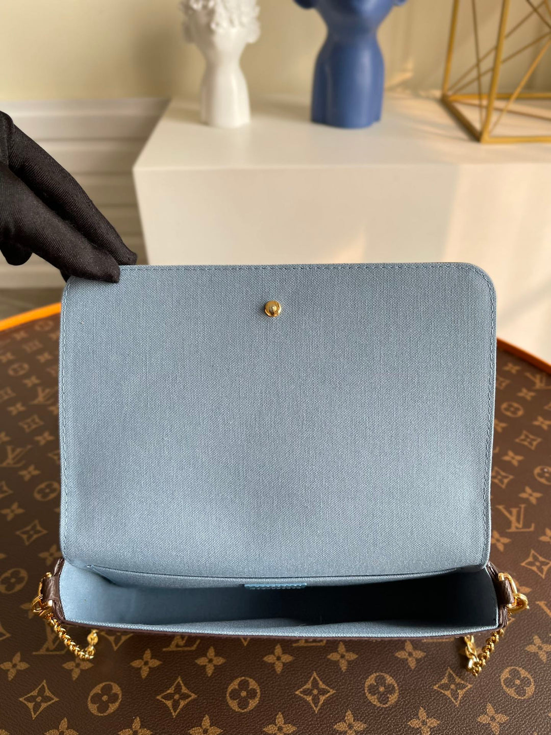 Louis Vuitton Felicie Pochette Bag