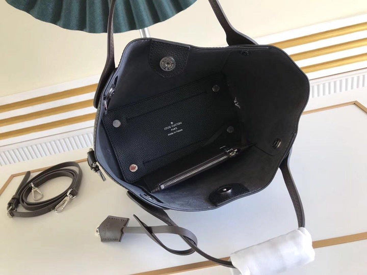 Louis Vuitton Hina PM Bag