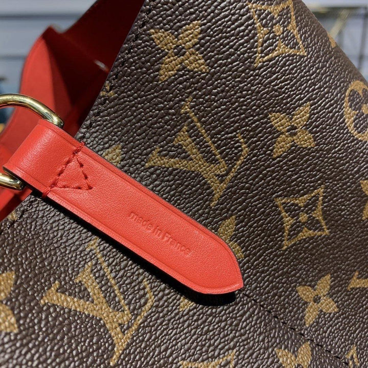 Louis Vuitton NeoNoe MM Bag