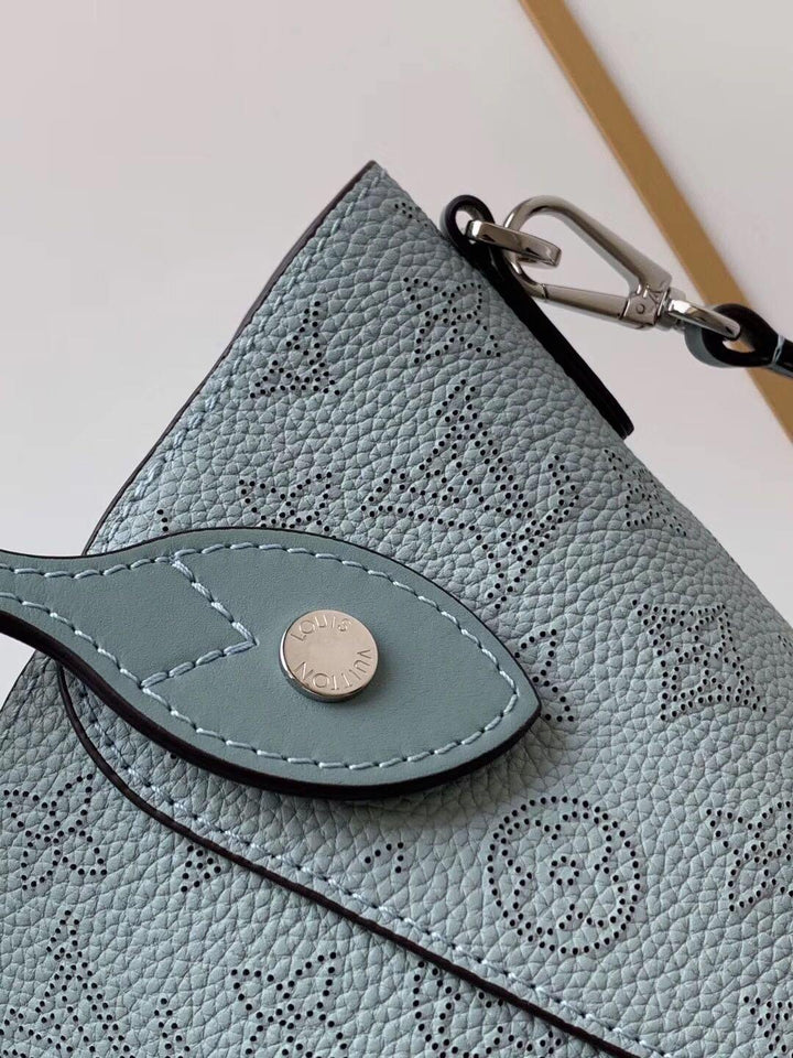 Louis Vuitton Hina PM Bag