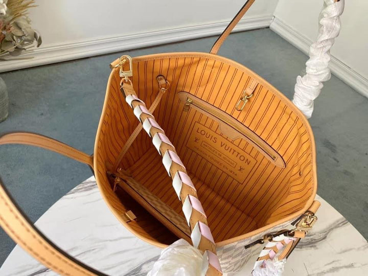 Louis Vuitton Neverfull MM Bag