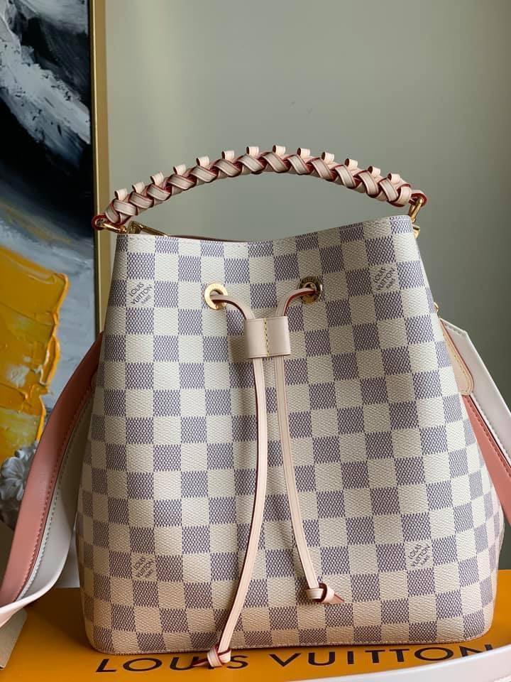 Louis Vuitton NeoNoe MM Bag