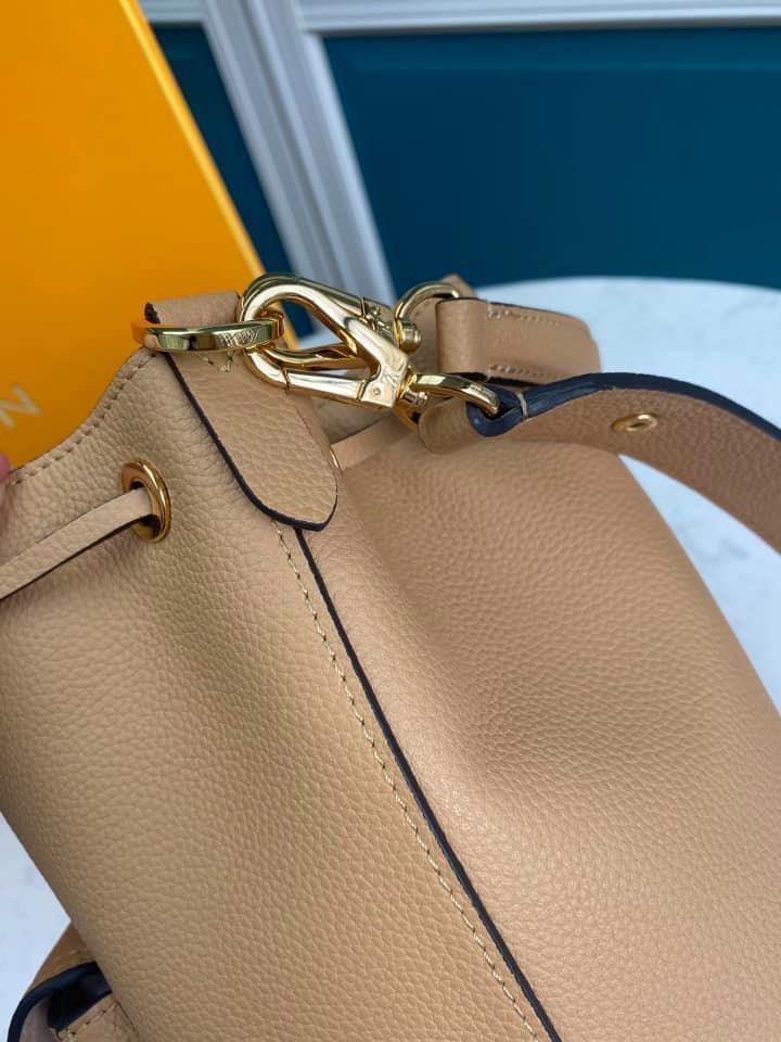 Louis Vuitton Lockme Bucket Bag
