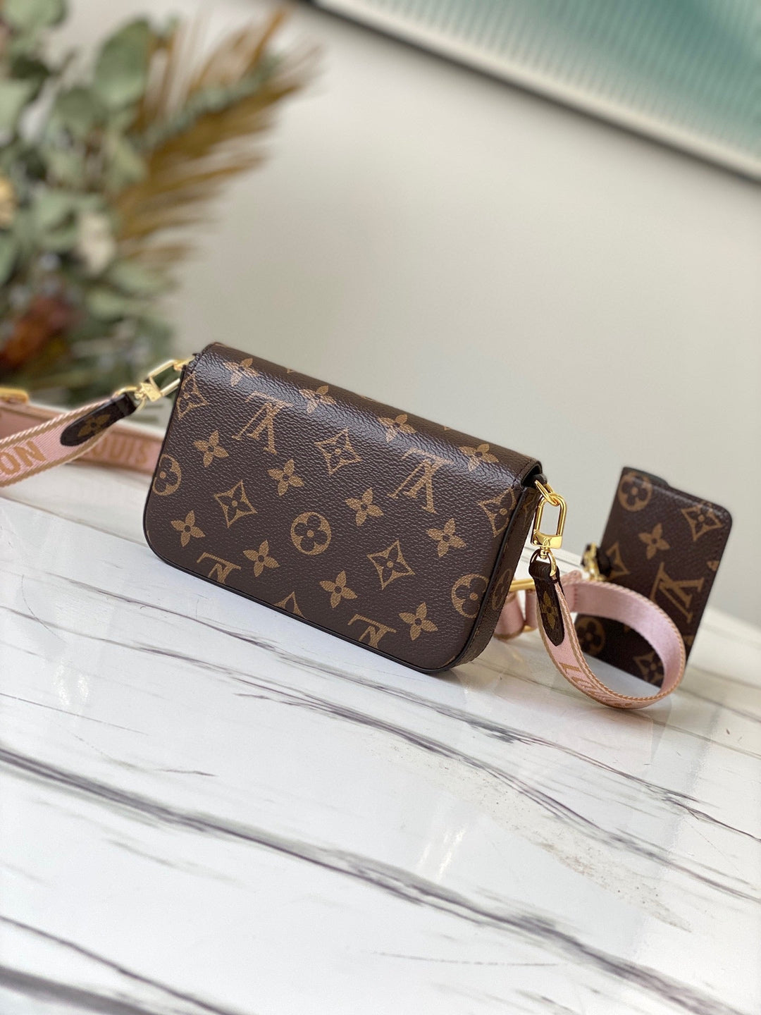 Louis Vuitton Felicie Strap & Go Bag