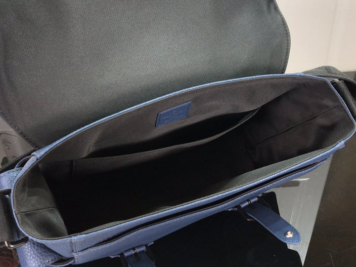 Louis Vuitton Christopher Messenger Bag