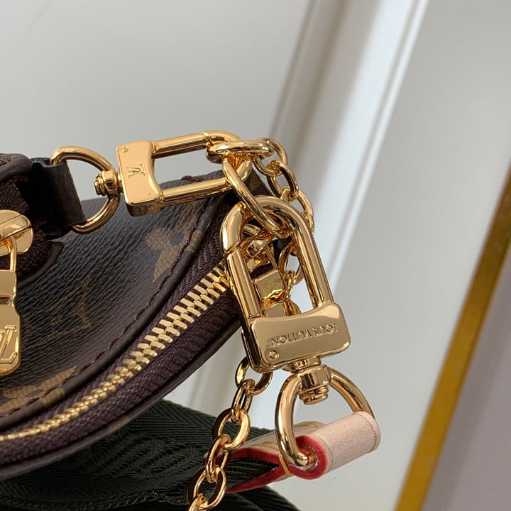 Louis Vuitton Multi Pochette Accessories Bag