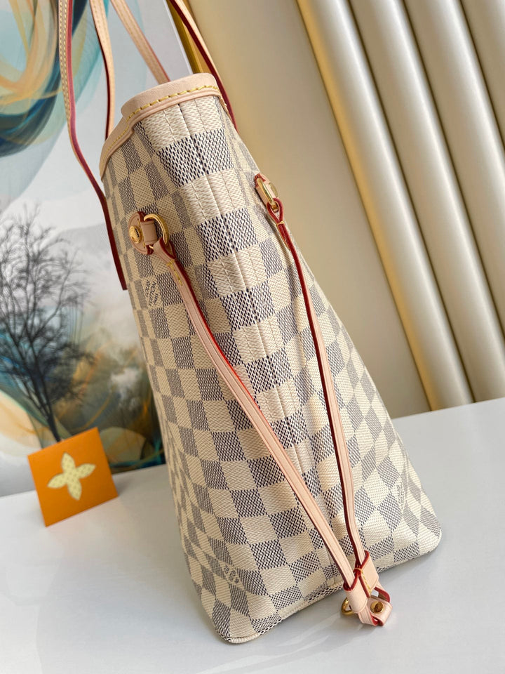 Louis Vuitton Neverfull MM  Tote Bag