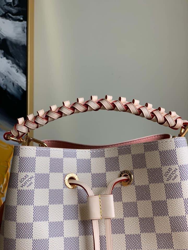 Louis Vuitton NeoNoe MM Bag