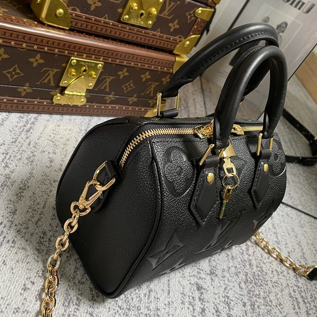 Louis Vuitton Speedy Bandouliere 20 Bag