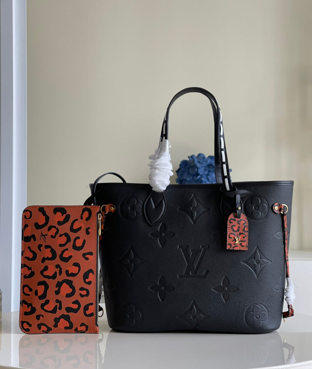 Louis Vuitton Neverfull MM Bag