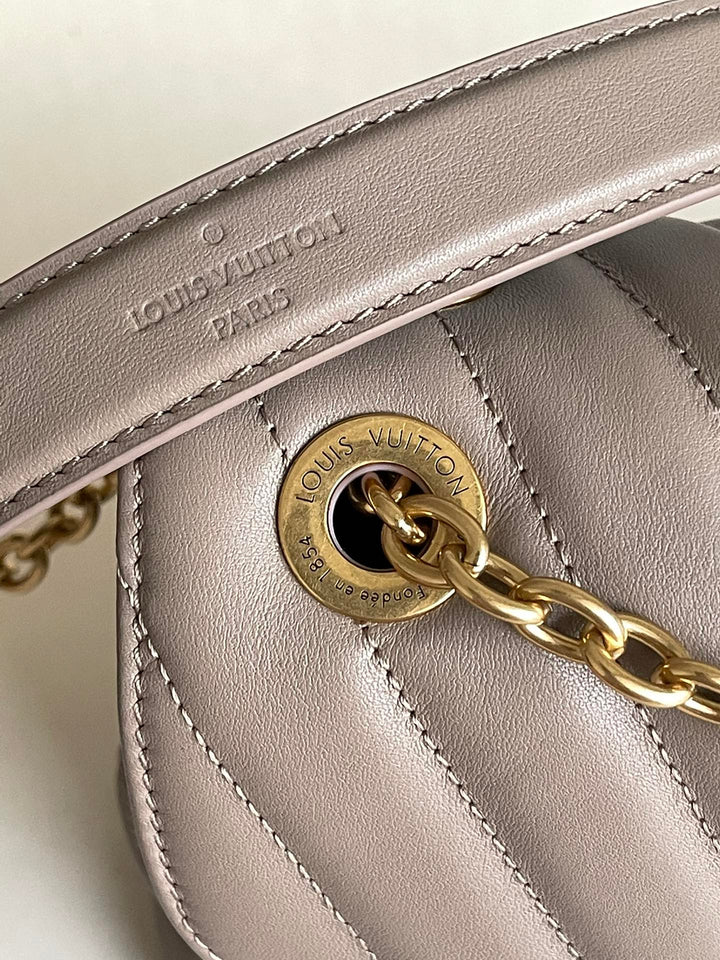 Louis Vuitton New Wave Chain Bag