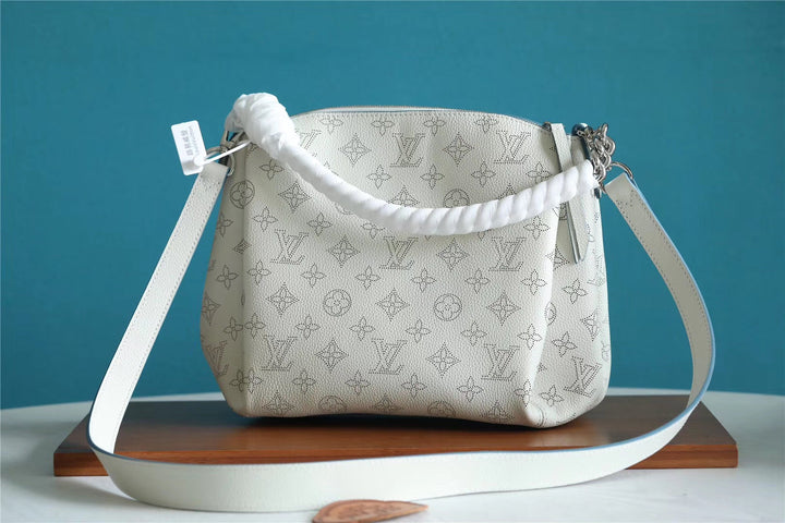Louis Vuitton Babylone Chain BB Bag
