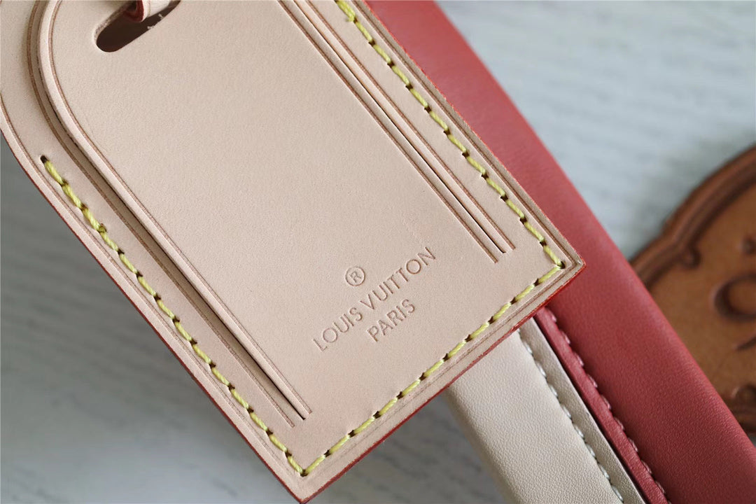 Louis Vuitton Beaubourg Hobo MM Bag