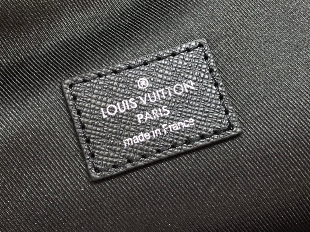 Louis Vuitton Avenue Sling Bag