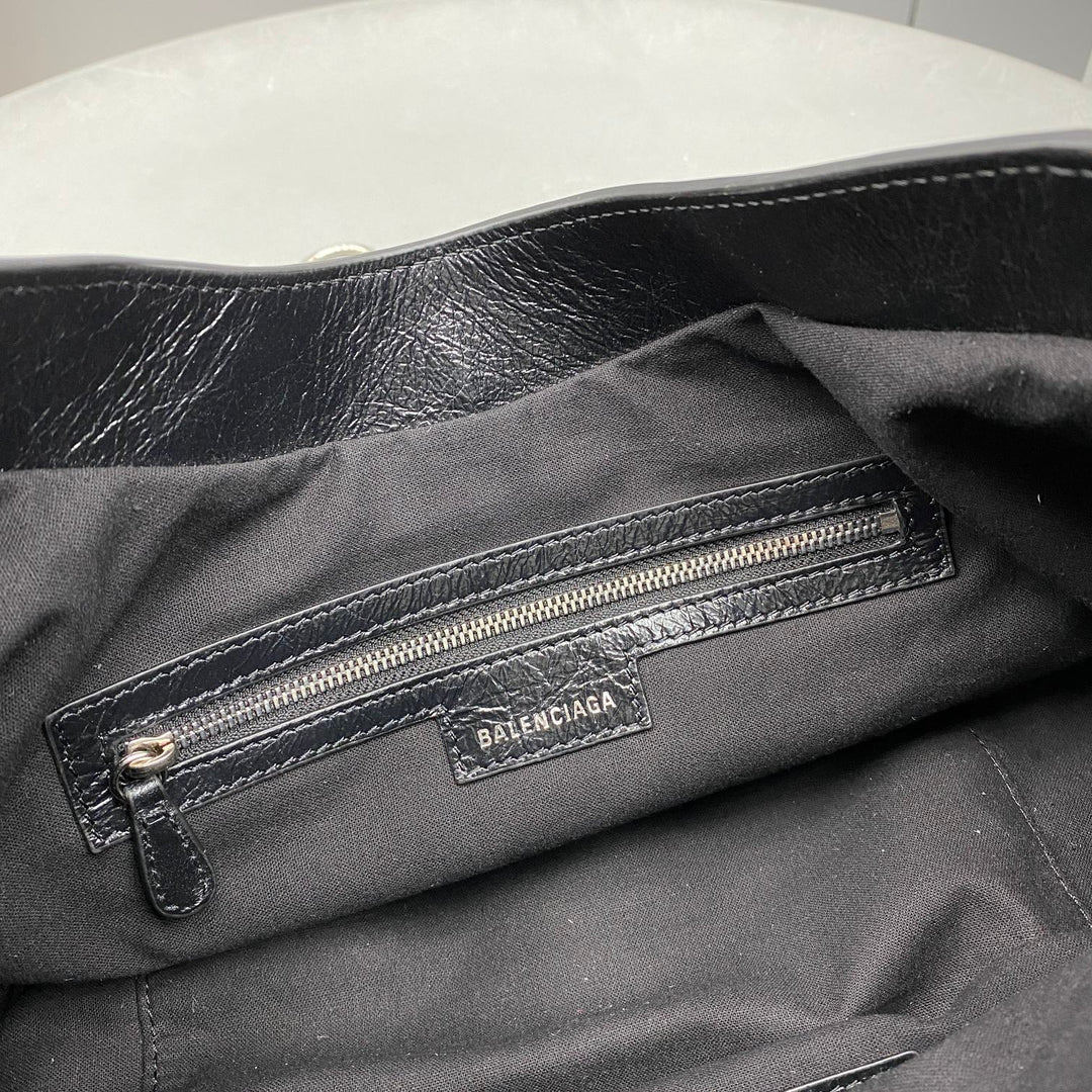 Balenciaga Le Cagole Medium Bag