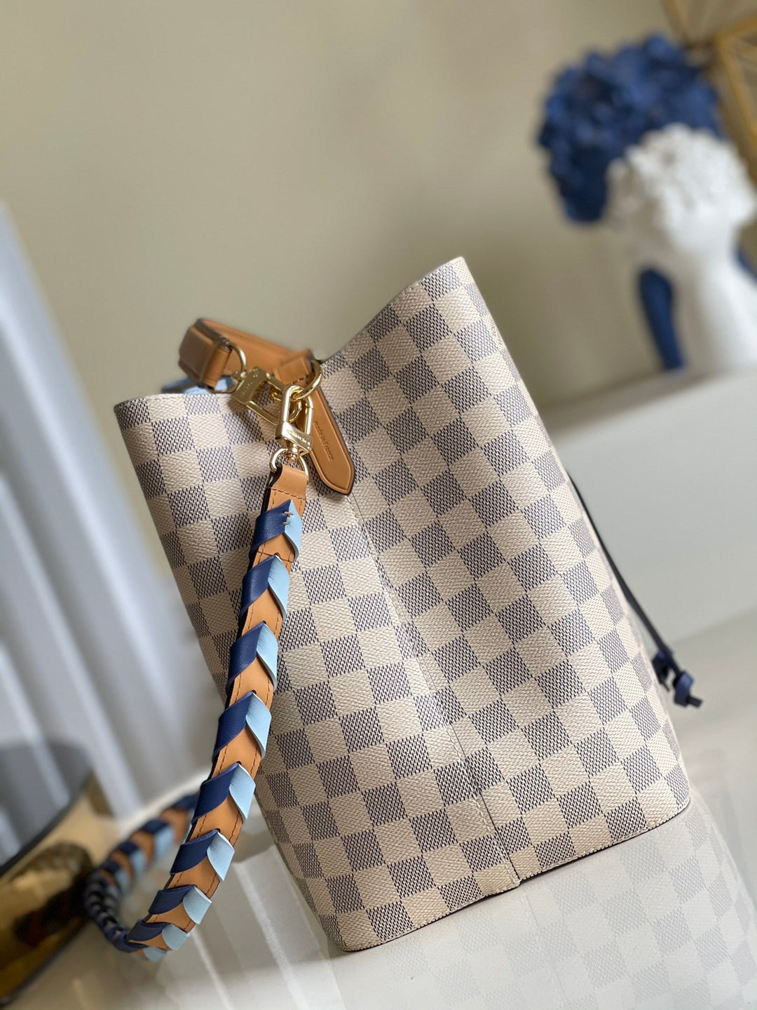 Louis Vuitton NeoNoe MM Bag