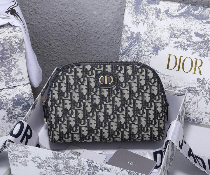 Christian Dior 30 Montaigne Beauty Pouch
