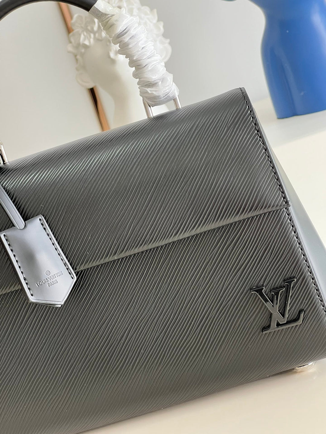 Louis Vuitton Cluny BB Bag