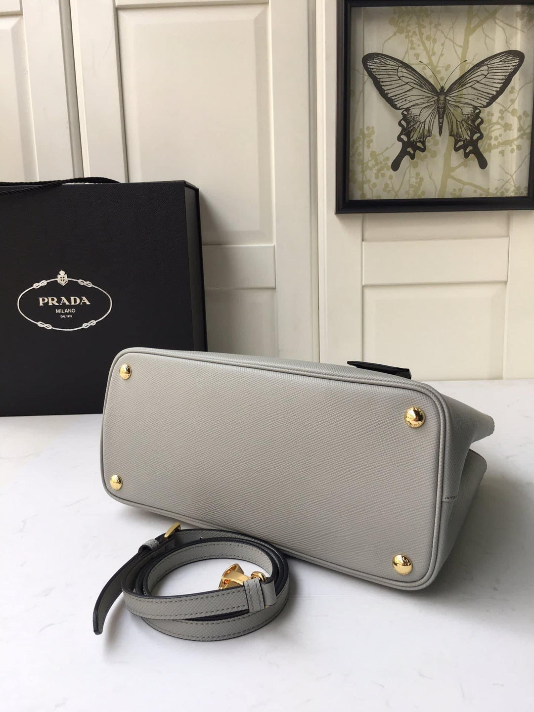 Prada Galleria Saffiano leather Medium  bag