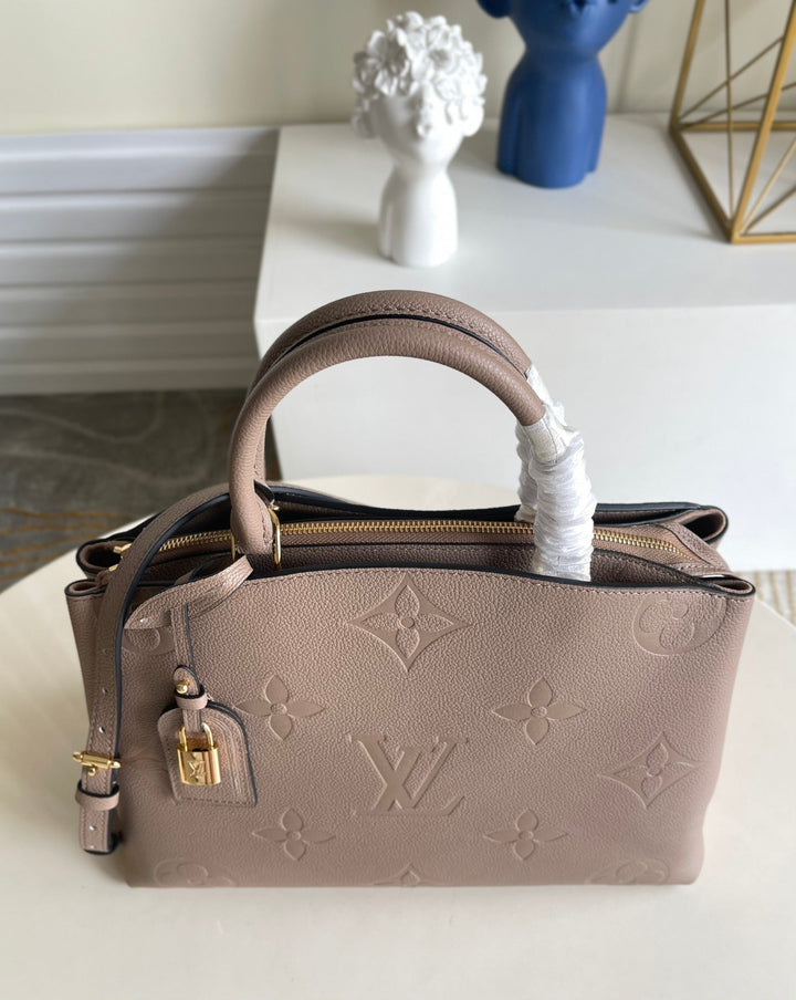 Louis Vuitton Grand Palais Bag
