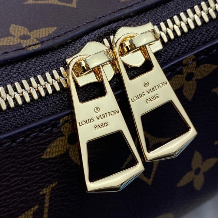 Louis Vuitton Boulogne Bag