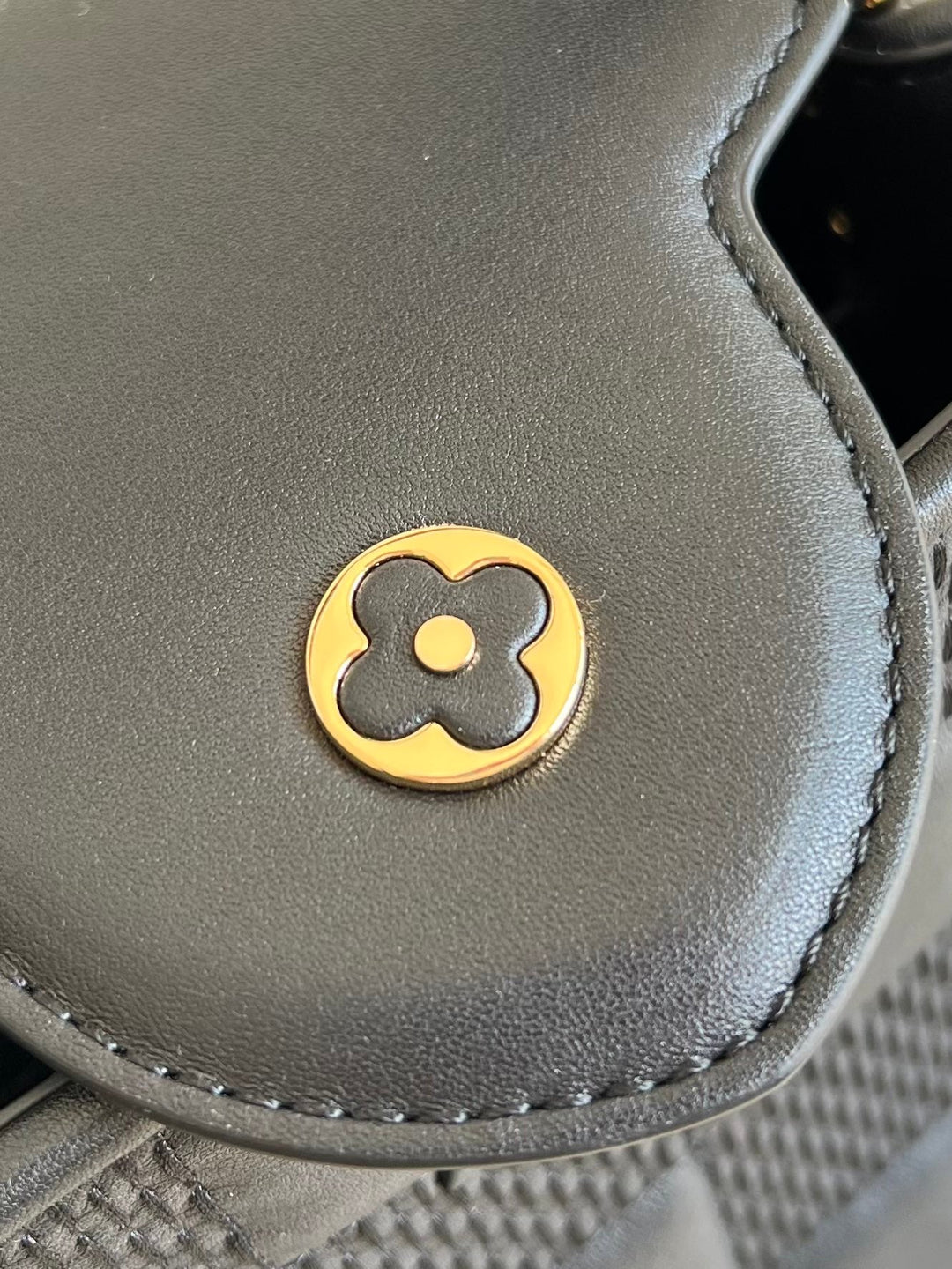 Louis Vuitton Capucines BB Bag