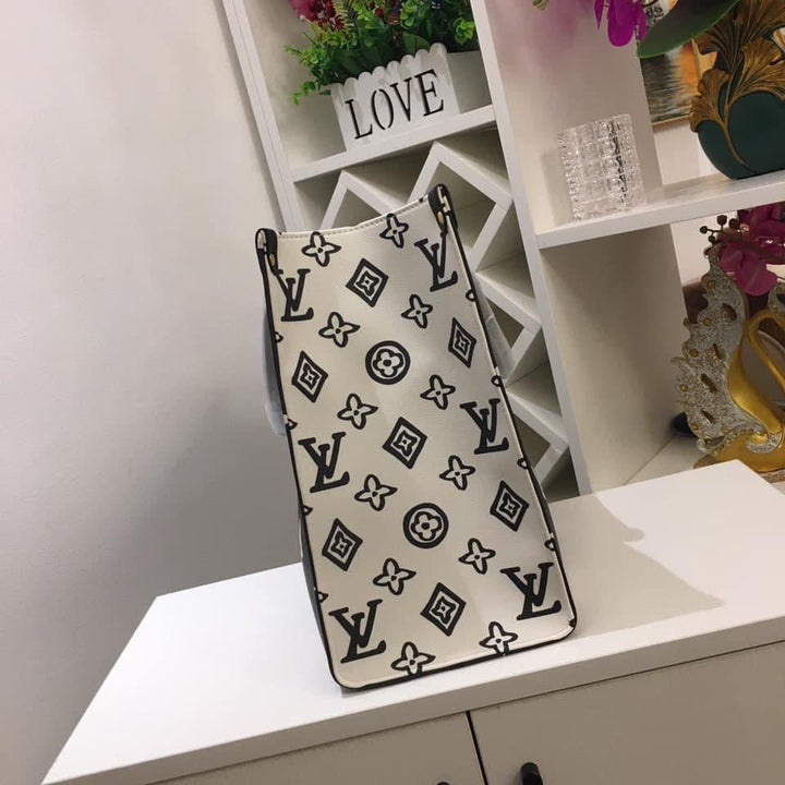 Louis Vuitton OnTheGo GM Bag