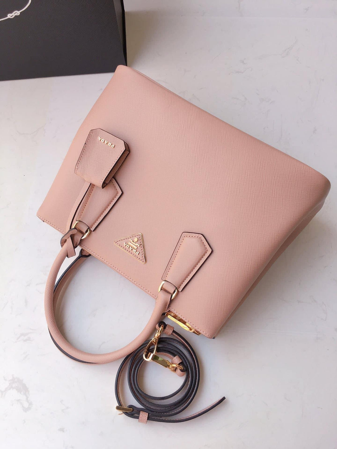 Prada Galleria Saffiano leather Medium  bag
