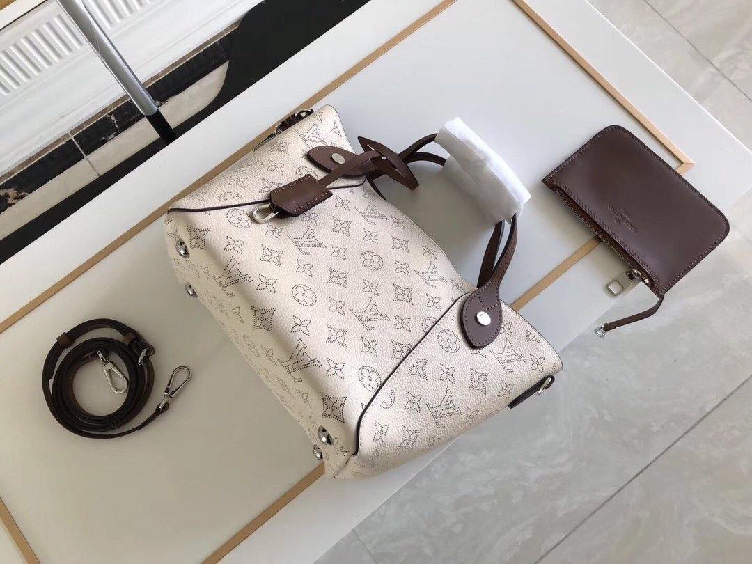 Louis Vuitton Hina PM Bag