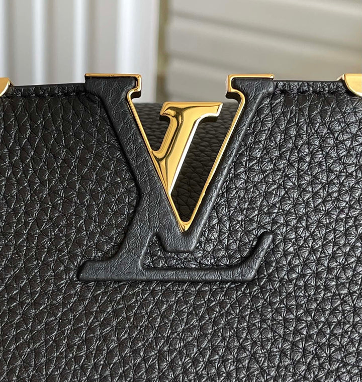 Louis Vuitton Capucines MM Bag