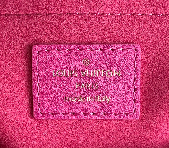 Louis Vuitton New Wave Chain Bag