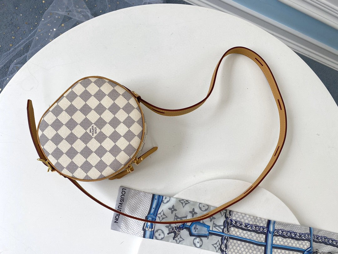 Louis Vuitton Boite Chapeau Souple PM Bag