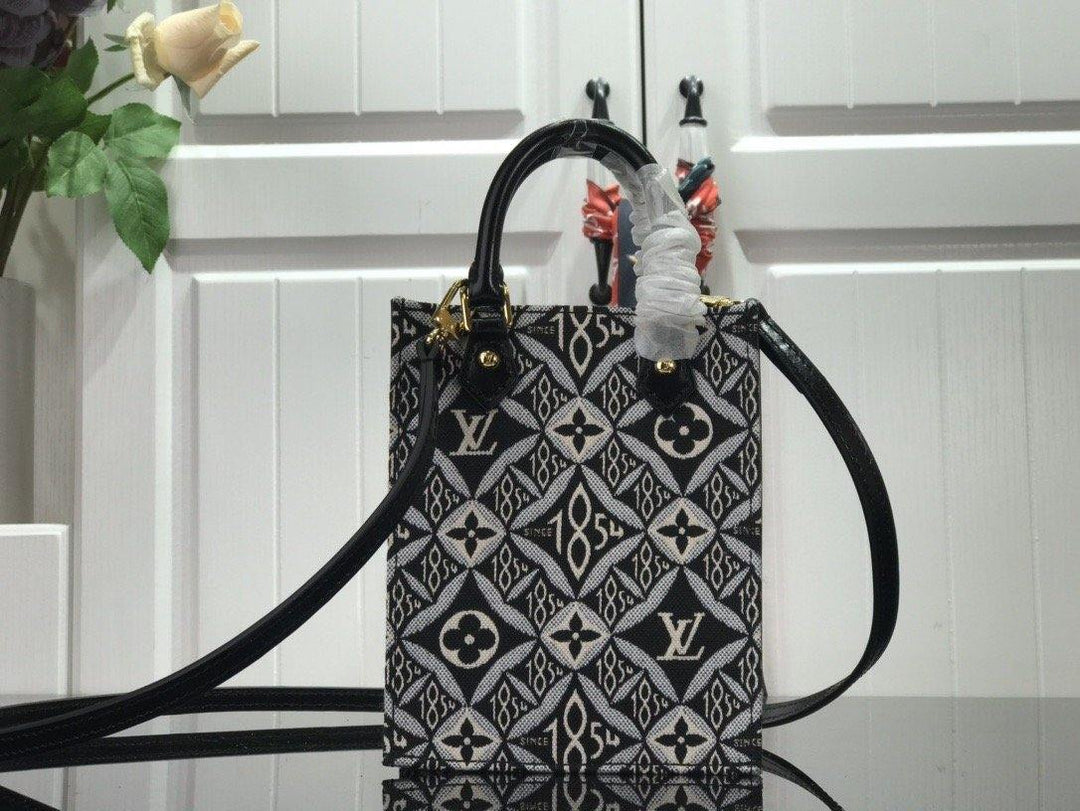 Louis Vuitton 1854 Petit Sac Plat