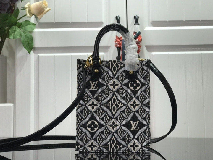 Louis Vuitton 1854 Petit Sac Plat