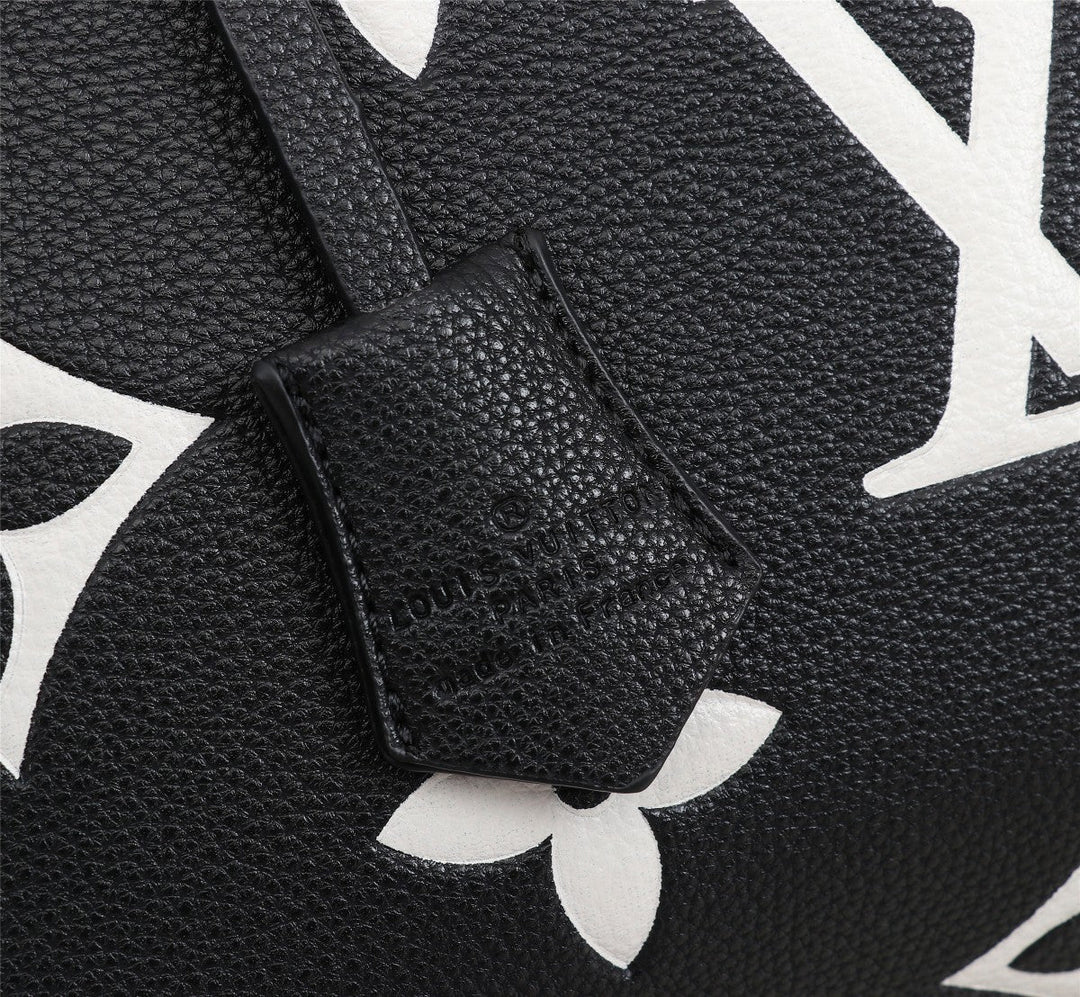 Louis Vuitton Montaigne BB Bag